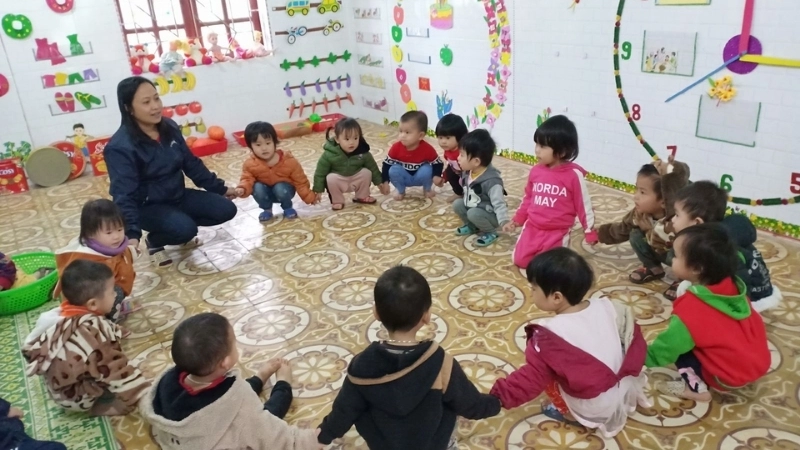 Bé học phối hợp nhóm nhờ cách chơi dung dăng dung dẻ dễ hiểu