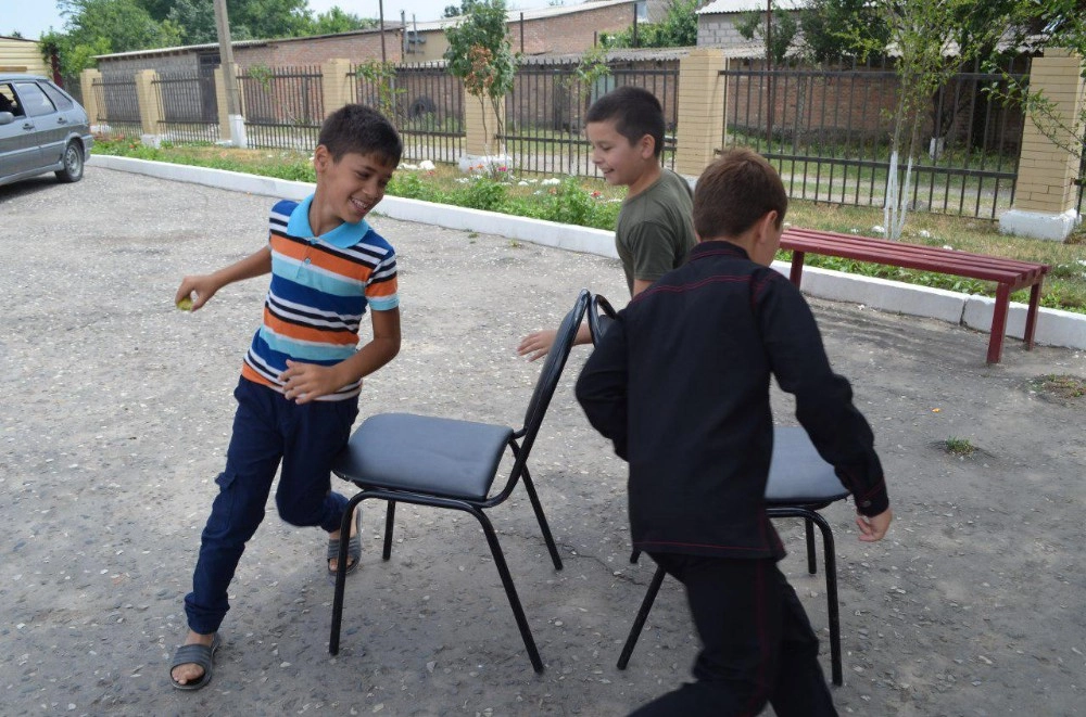 Sơ đồ minh họa luật chơi ghế âm nhạc chi tiết giúp người quản trò dễ dàng điều phối