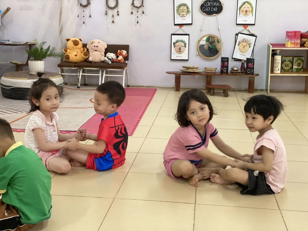 Văn hóa trò chơi kéo cưa lừa xẻ nuôi dưỡng tuổi thơ