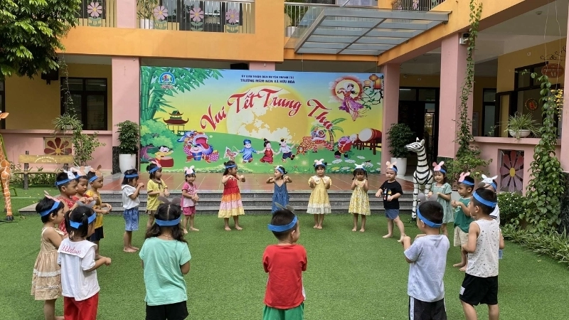 Bé học nhanh và vui hơn nhờ mẹo chơi trời nắng trời mưa