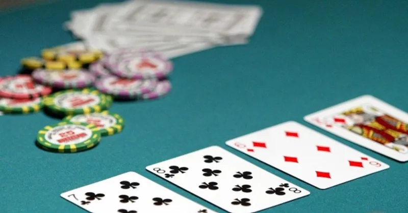 Giao diện game 777 poker rất đẹp mắt