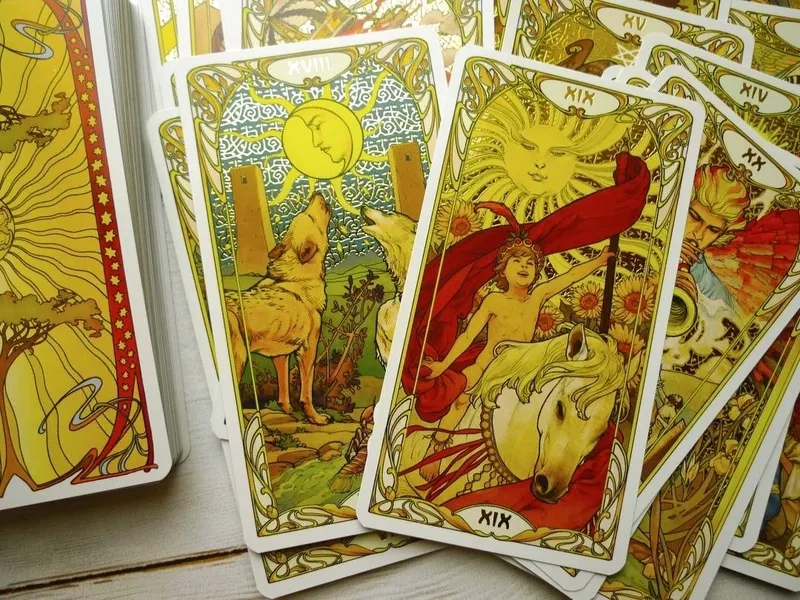 Xem Tarot hằng ngày giúp định hướng