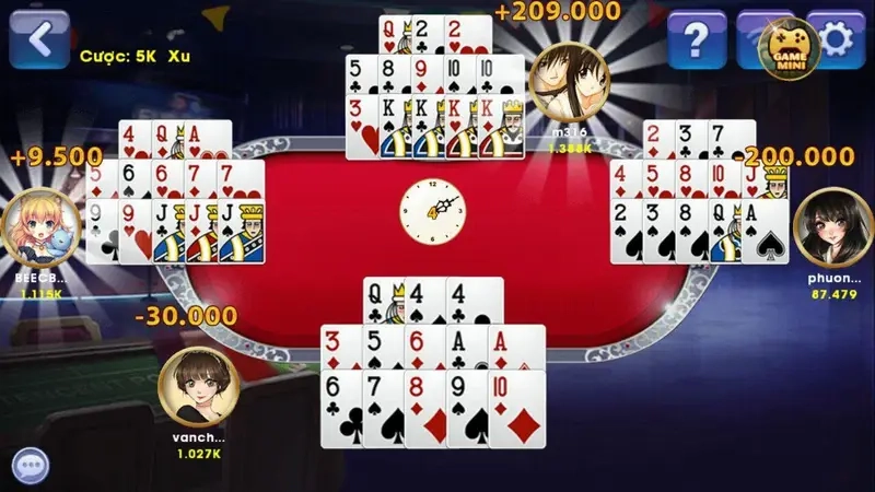 Chơi bài Xập Xám với bạn bè tạo không khí vui nhộn