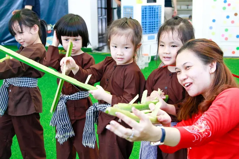 Truyền thống Trò chơi dân gian Bắn Súng Chuối trong lễ hội làng