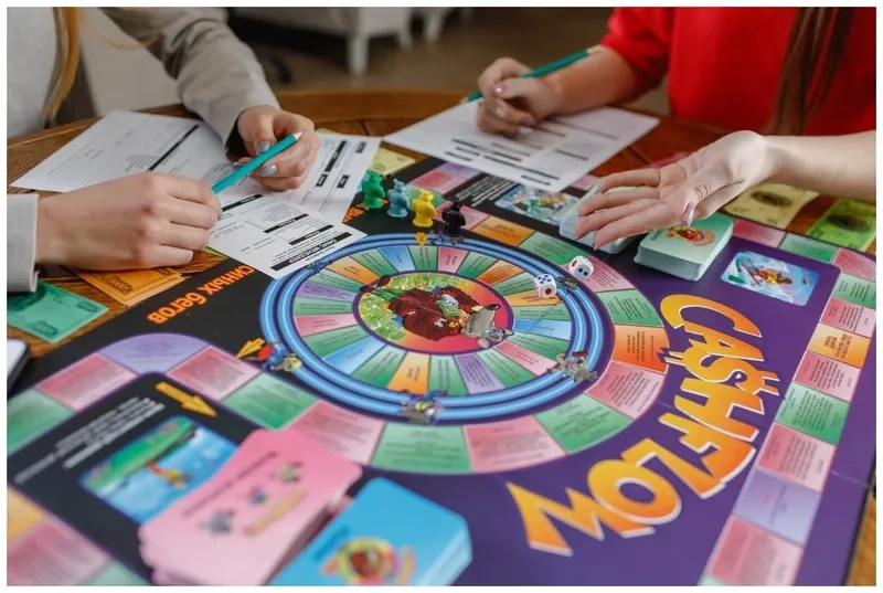 Chơi game dạy làm giàu rất hiệu quả