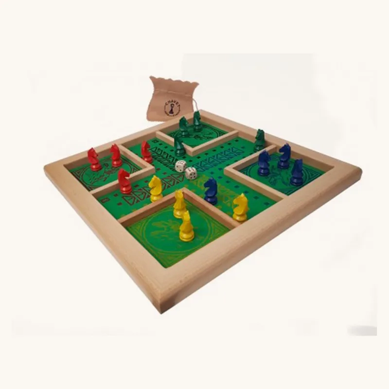 Mua bộ trò chơi cá ngựa cho cả nhà