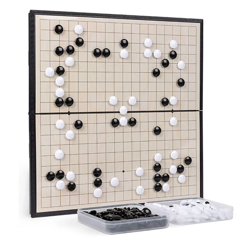 Hỏi cờ vây có giống cờ caro không