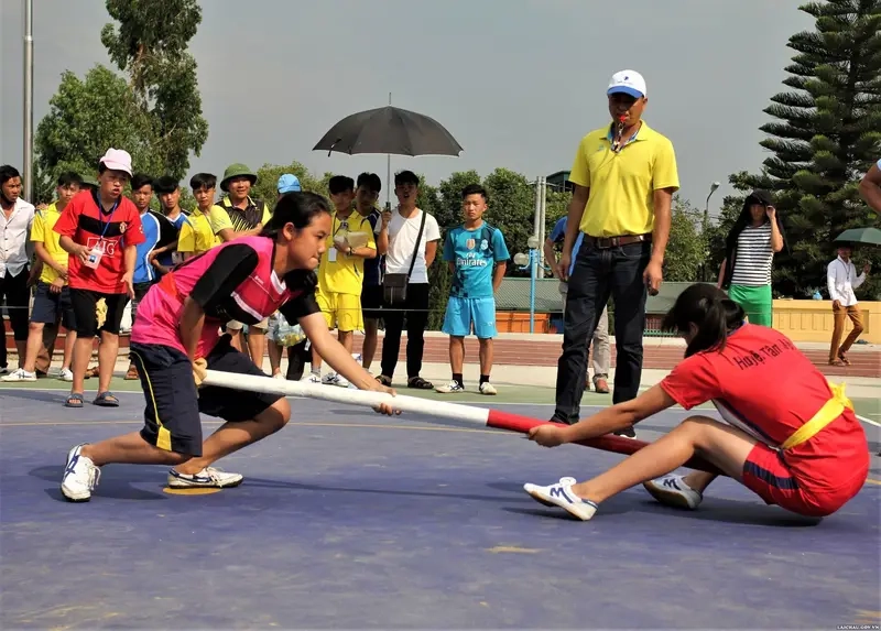 Luật cơ bản của đẩy gậy được áp dụng thi đấu