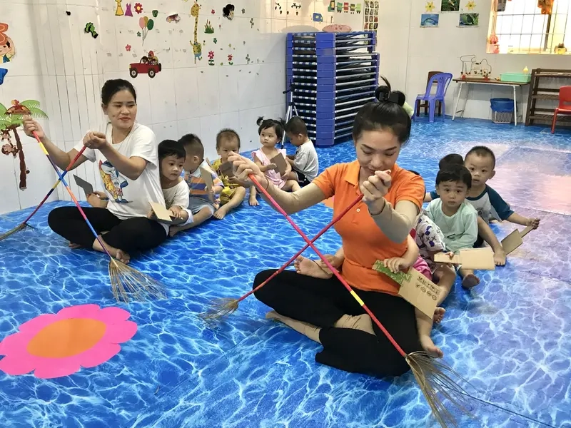 Đua thuyền trên cạn trải nghiệm mới lạ