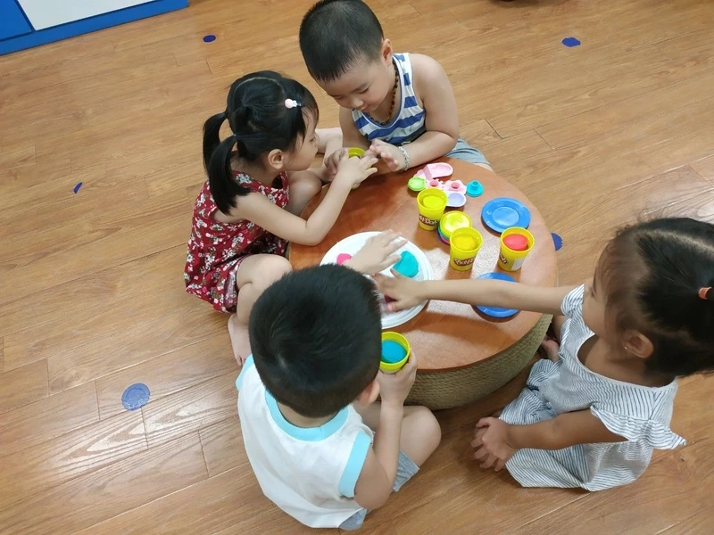 Chuẩn bị trước khi chơi nặn đất sét