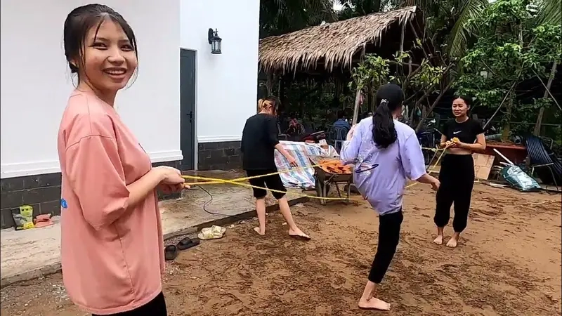 Hướng dẫn chơi nhảy dây chun cho trẻ em vui nhộn