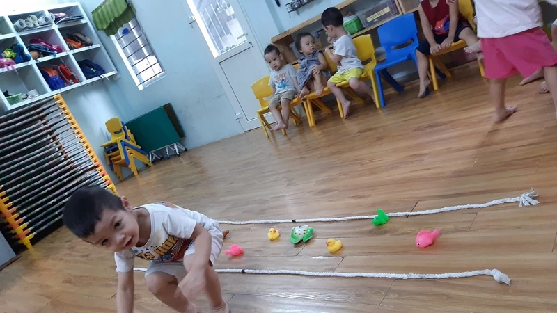 Giới thiệu chung và nguồn gốc trò chơi nhảy quá suối