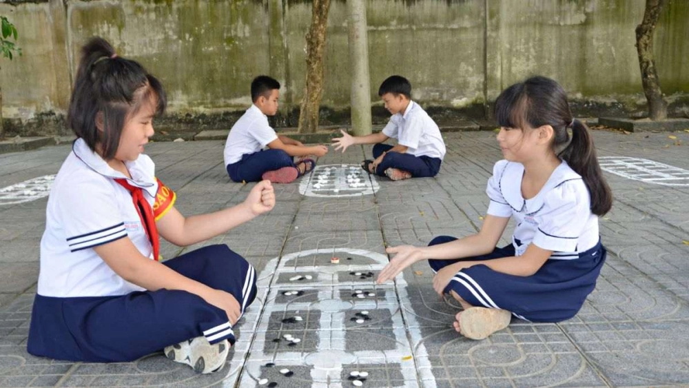 Trò chơi ô ăn quan lưu giữ ký ức dân gian Việt