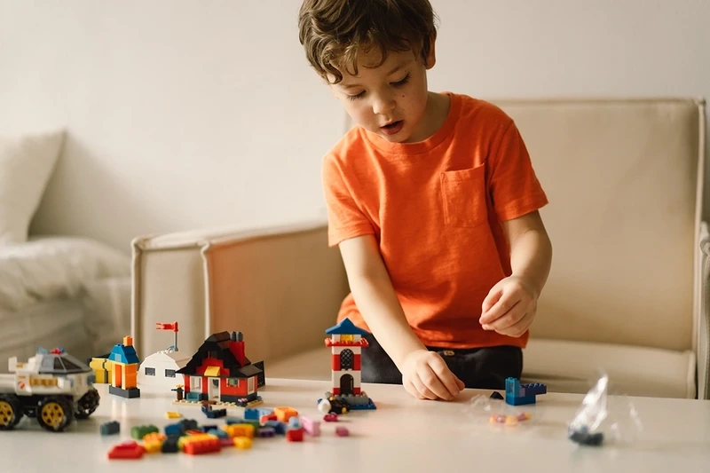 Hướng dẫn chi tiết giúp bé chơi đúng cách chơi xếp hình lego